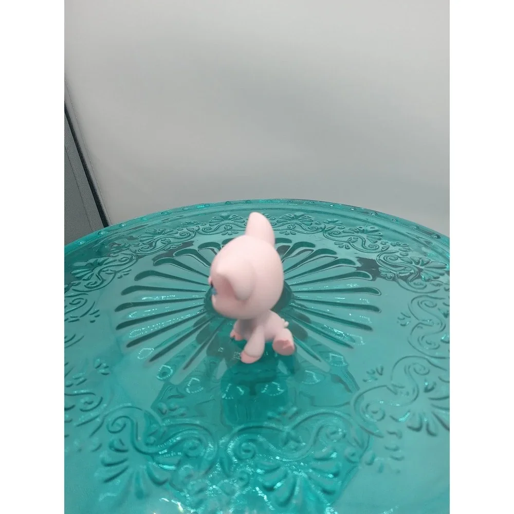 Vintage‎ Littlest Pet Shop #87 Pink Pig Piglet Blue Eyes LPS Magnet